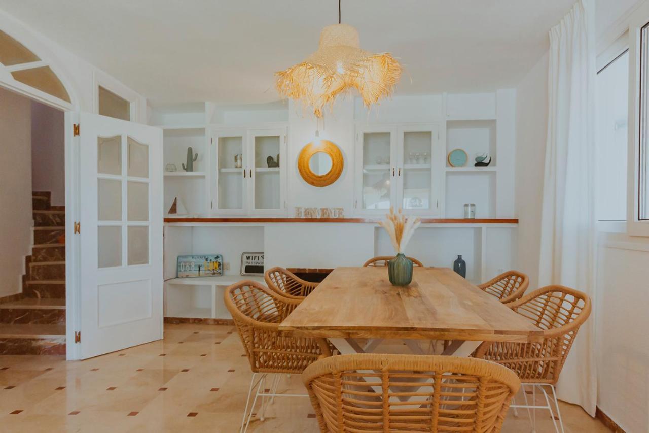 Apartamento Con Gran Terraza Junto A La Playa Торемолинос Екстериор снимка
