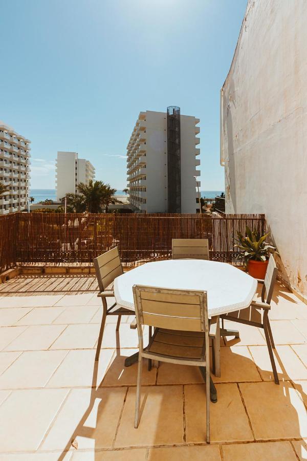 Apartamento Con Gran Terraza Junto A La Playa Торемолинос Екстериор снимка